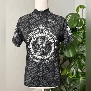 #9)  Women Cutaway mountain bike Epic full zipper size m